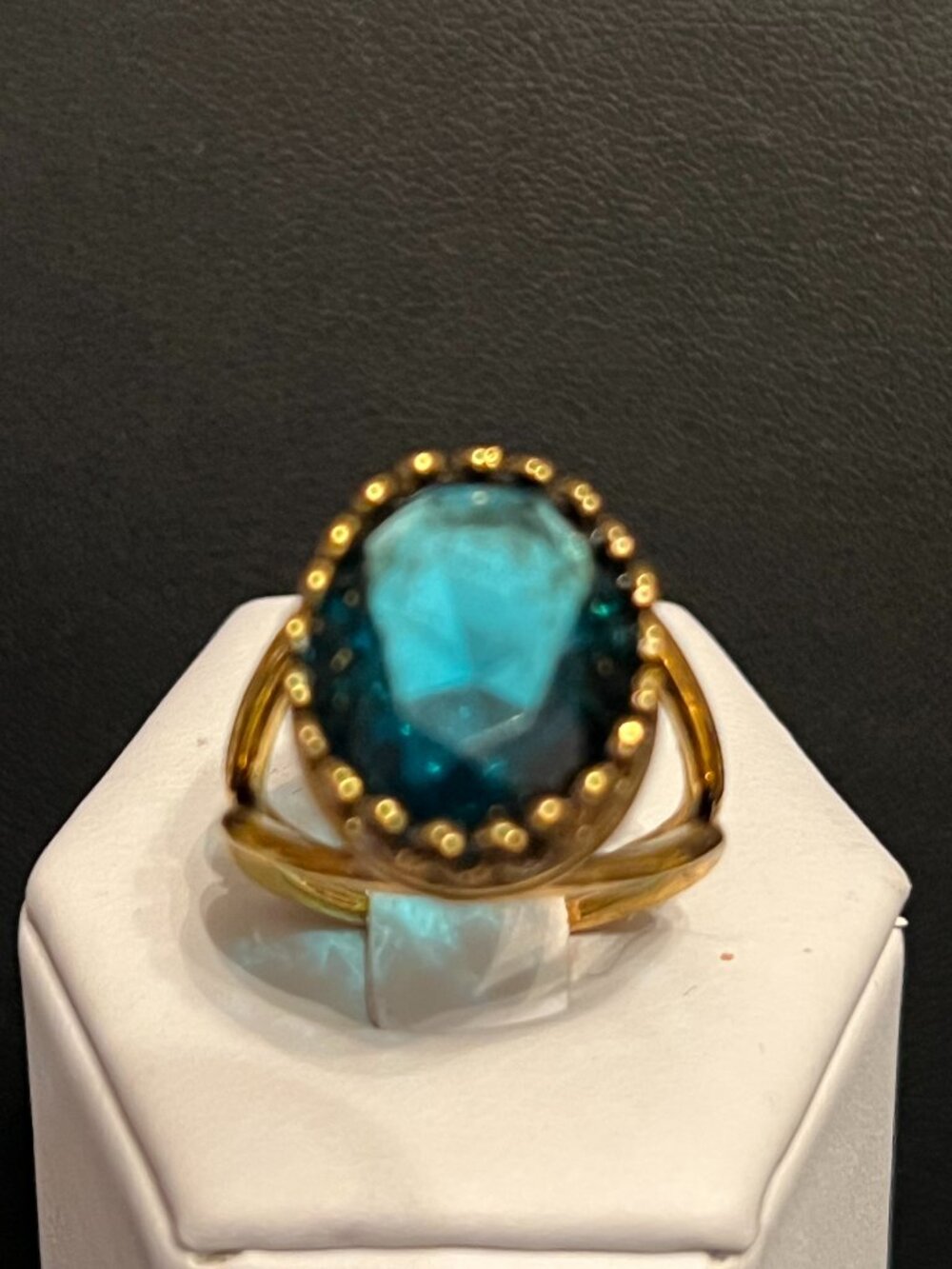 Gold-Tone Oval Teal Blue Gemstone Ring Size 7 (447)
